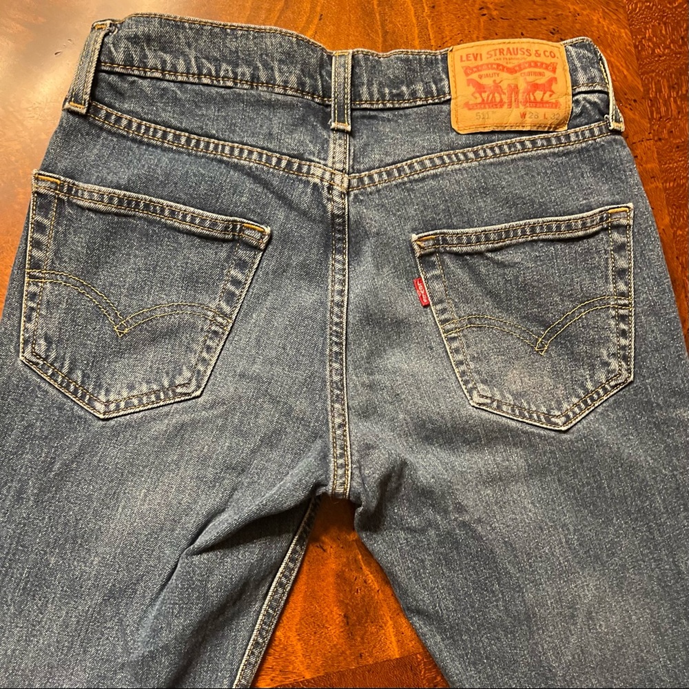 Levi’s 511 jeans 28w 32L hard to find!